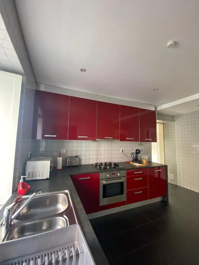 Отель Casa Dos Carvalhos Коимбра Гостевой дом